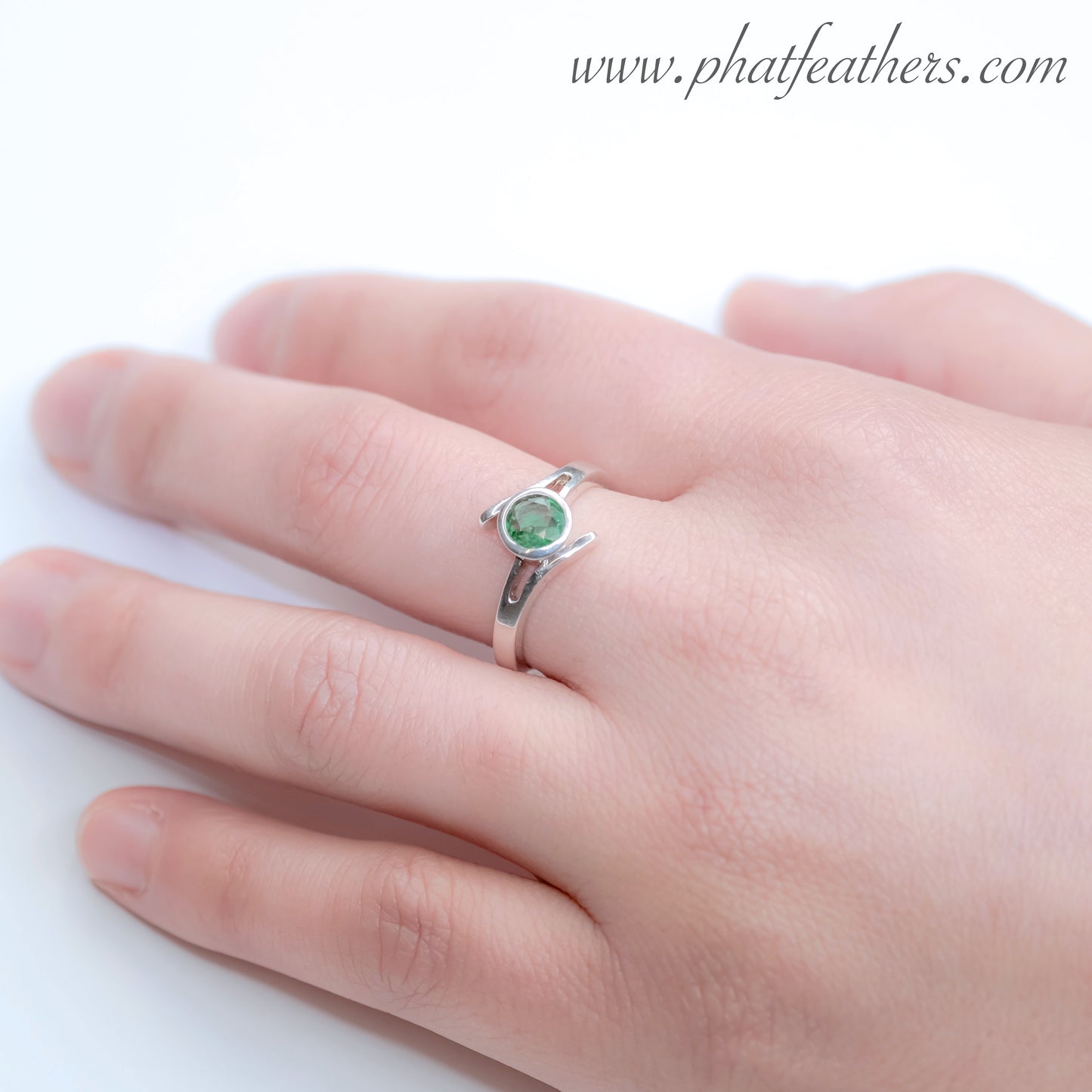 Chivor Emerald Ring Size M