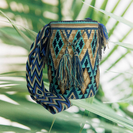 Blue Handwoven Colombian Wayuu Bag
